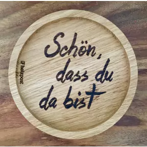 Holzpost® Untersetzer Bierdeckel "Schön, dass du da bist" - Holzspielzeug Profi